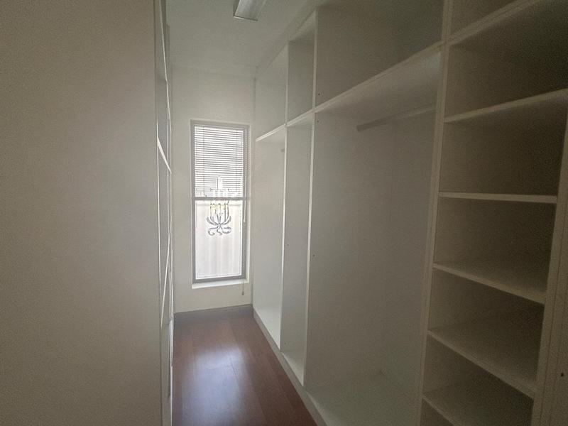 4 Bedroom Property for Sale in Rondebosch Western Cape